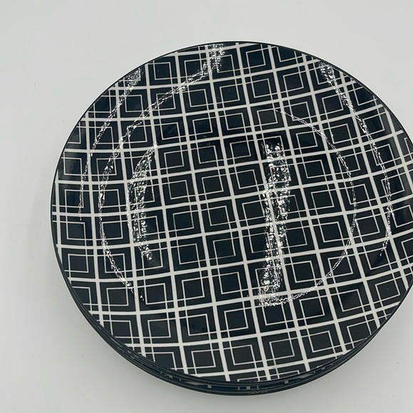 Dover & York Geometric Print Dinner Plates (4) - Picture 1 of 2